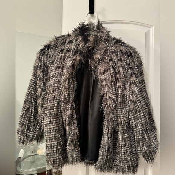 Fur jacket - Picture 1 of 5